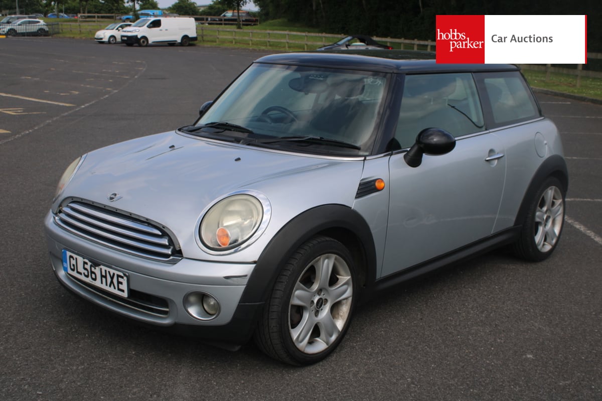 Mini Cooper image 7